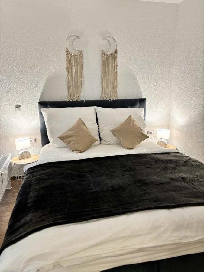 Charming Homes - 20 Apartment *