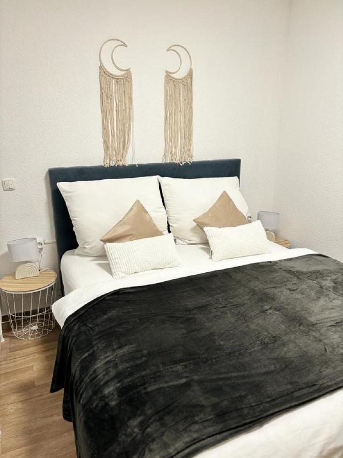 Charming Homes - 20 Apartment Wolfsburg